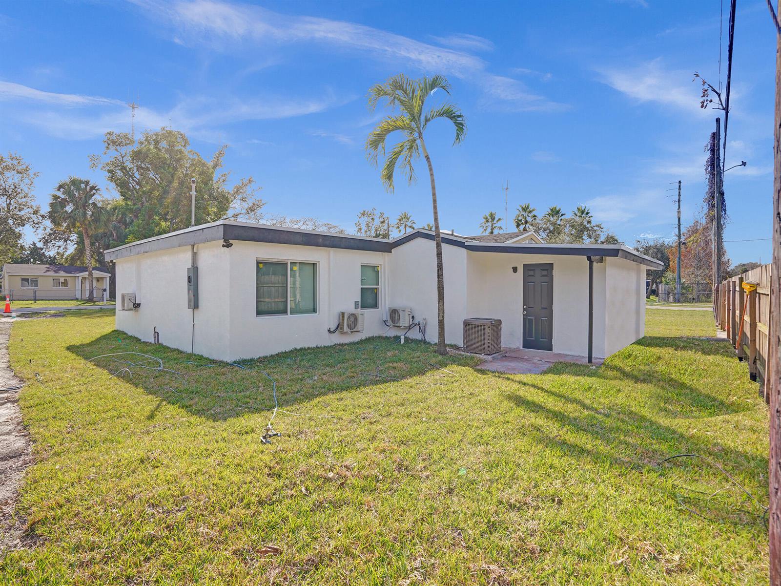 6143 4 / 3 1388 sq. ft. $ 2026-06-20 0 Photo