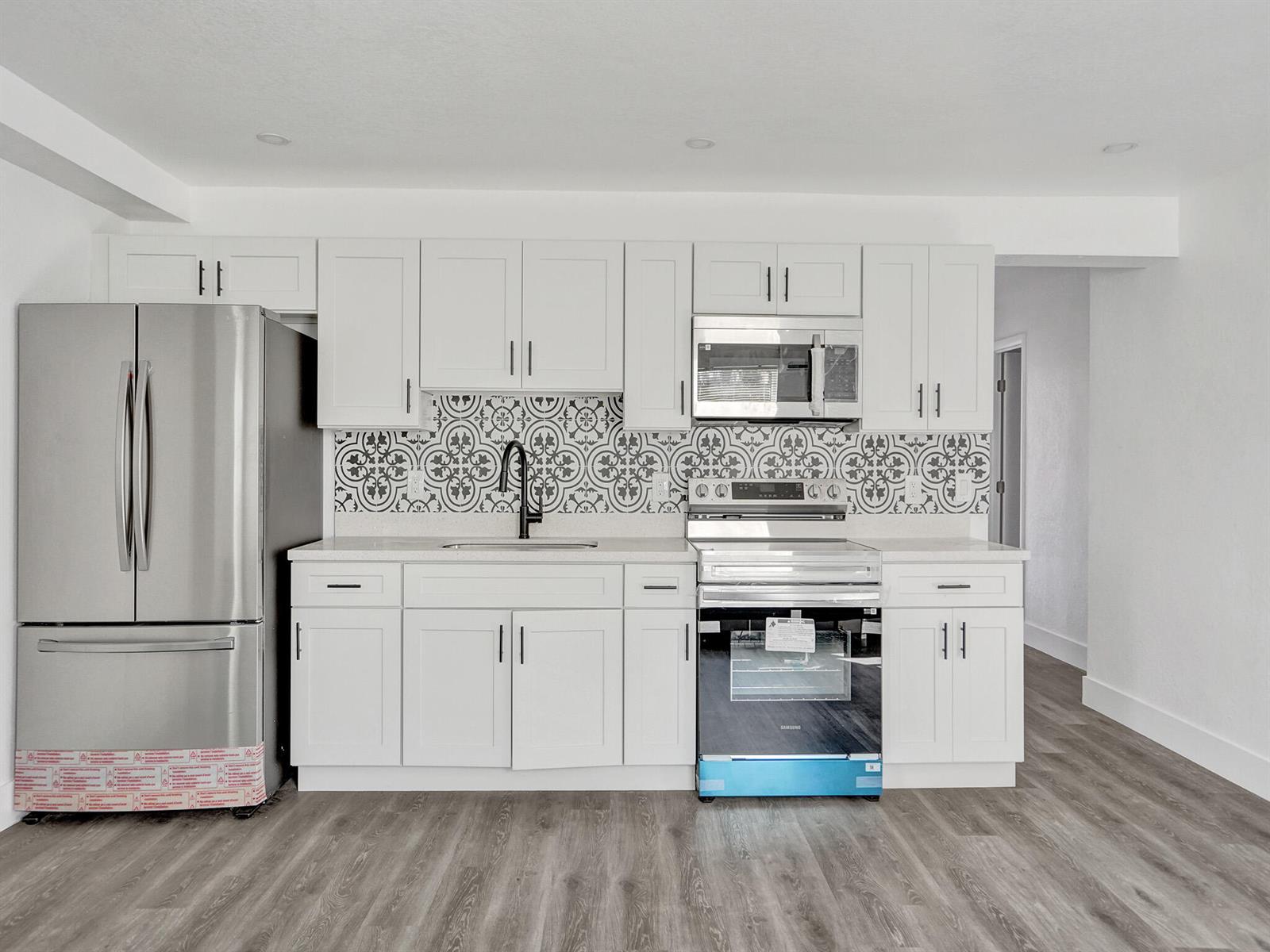 6143 4 / 3 1388 sq. ft. $ 2026-06-20 0 Photo