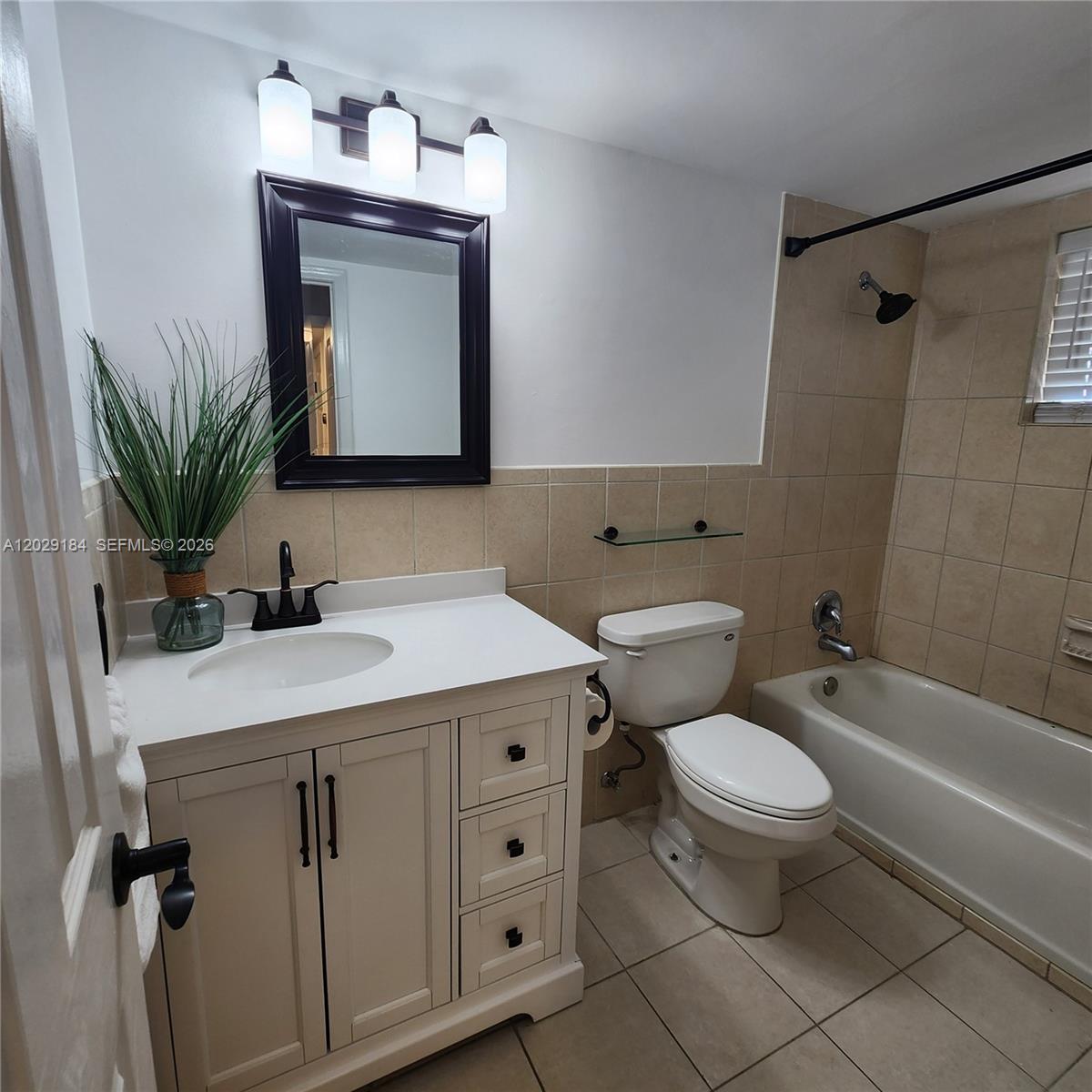 Photo of 900 12th Ave #406, Hallandale Beach, Florida, 33009 -