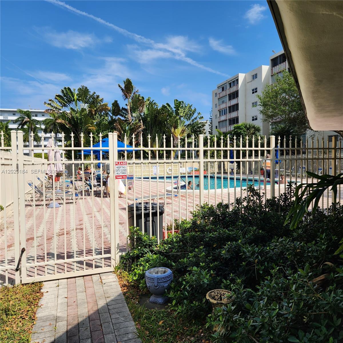 Photo of 900 12th Ave #406, Hallandale Beach, Florida, 33009 -