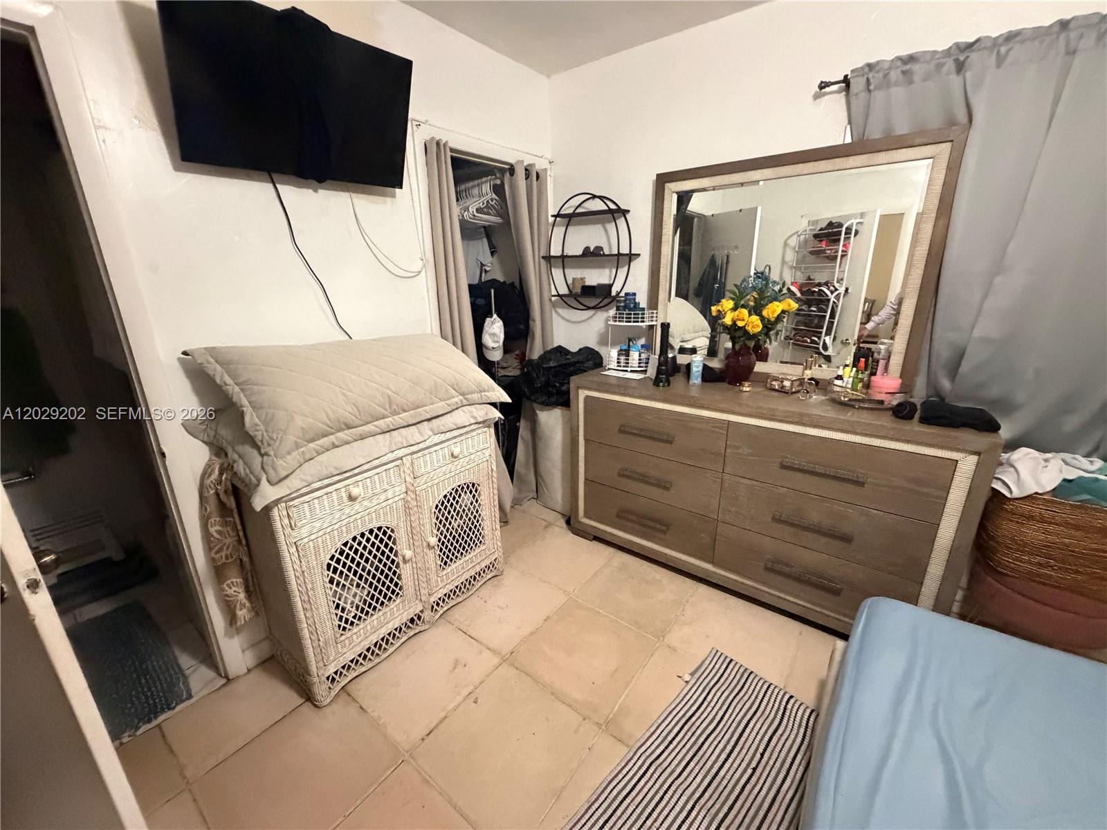 See details / 2747 sq. ft. $ 2026-08-04 0 Photo