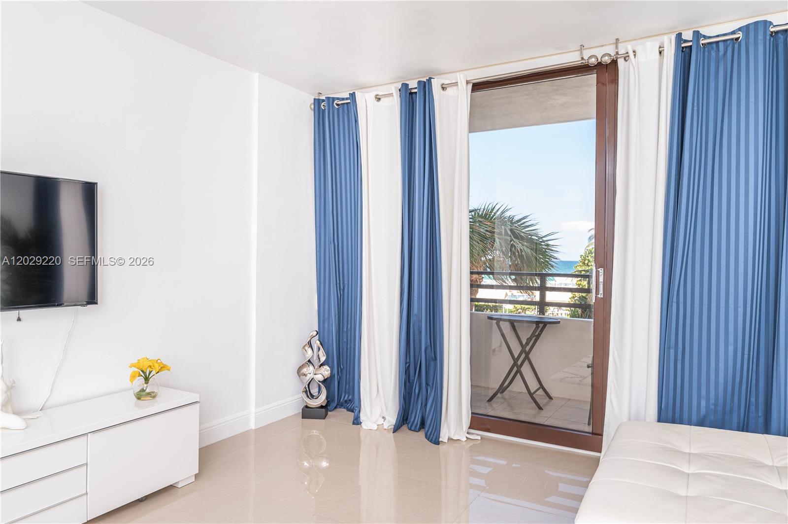 Photo of 3505 Ocean Dr  #221, Hollywood, Florida, 33019 - Living Room