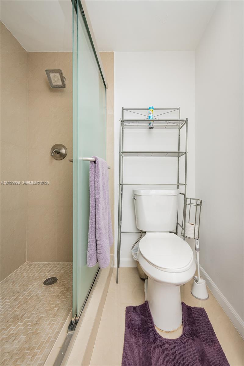 Photo of 3505 Ocean Dr  #221, Hollywood, Florida, 33019 - Master Bathroom/Shower