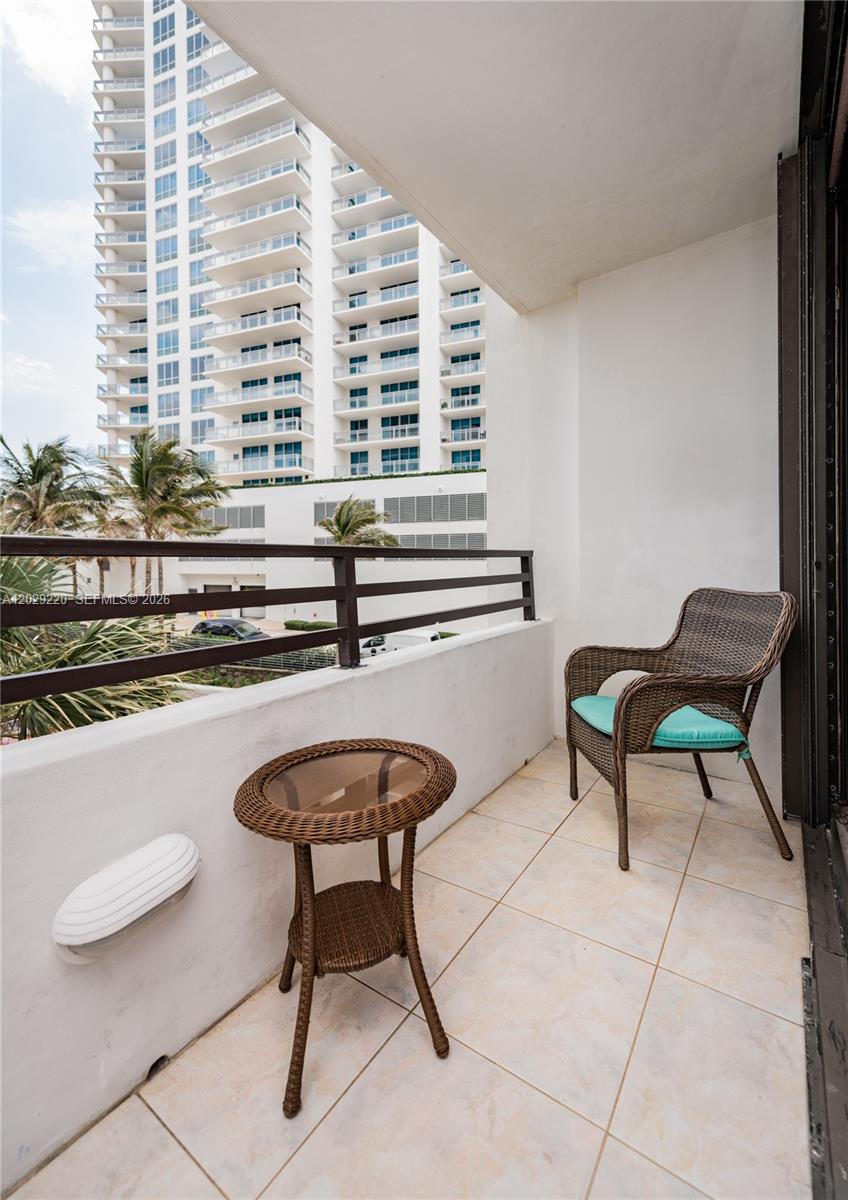 Photo of 3505 Ocean Dr  #221, Hollywood, Florida, 33019 - Open Balcony