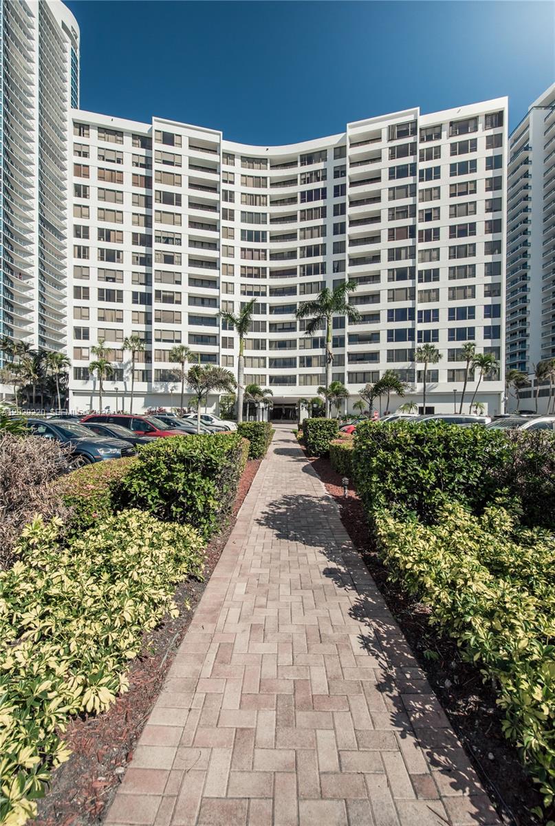 Photo of 3505 Ocean Dr  #221, Hollywood, Florida, 33019 - 