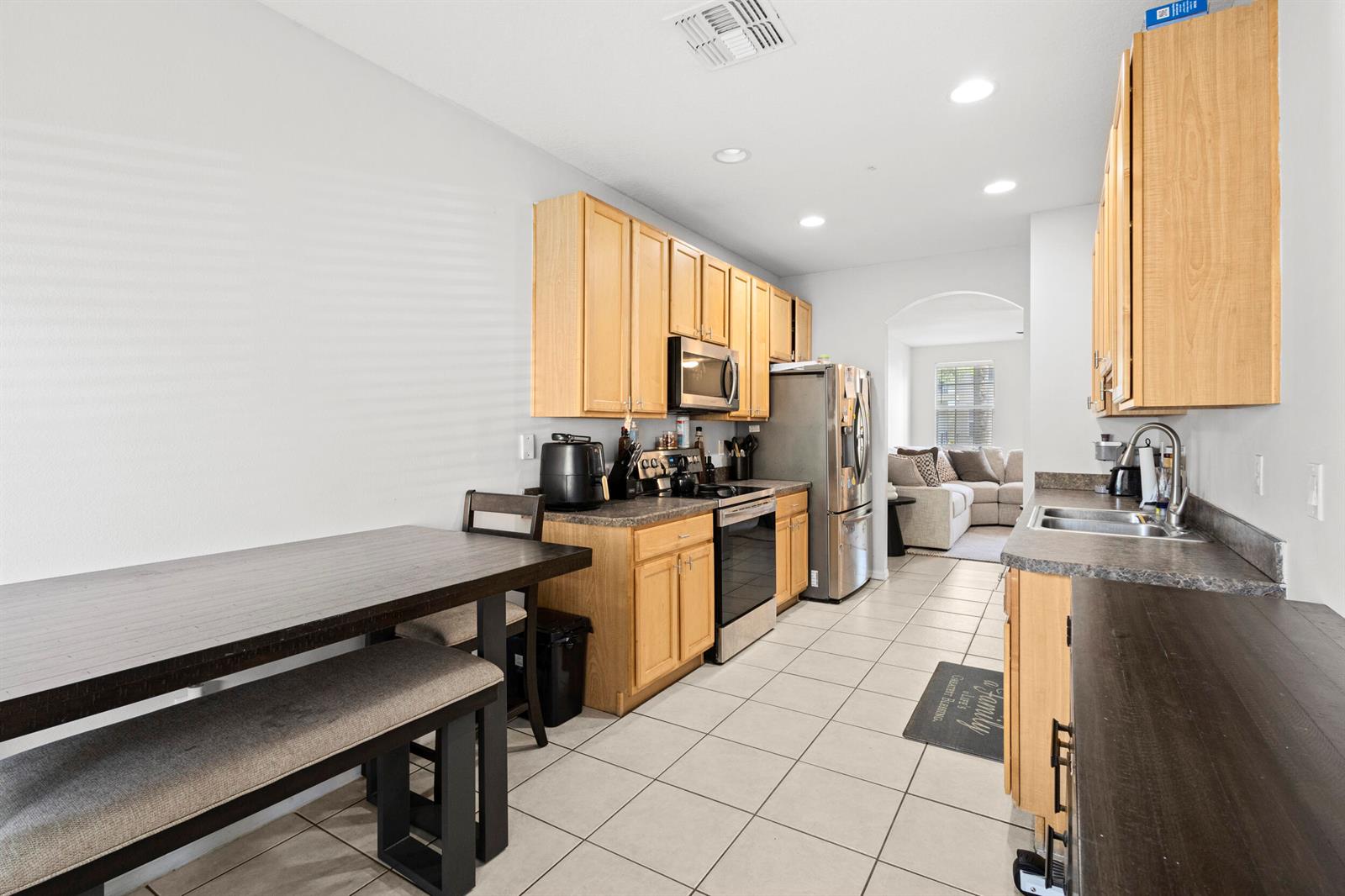 Ver detalles 2148 2 / 1350 sq. ft. $ 2026-06-20 0 foto