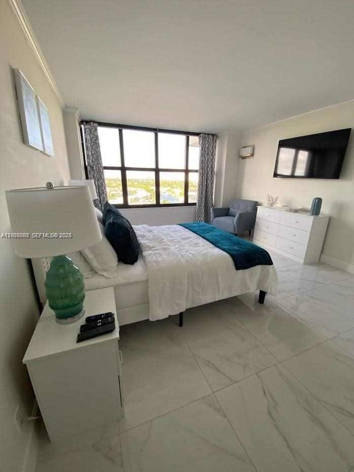 Photo of 2500 Parkview Dr #1008, Hallandale Beach, Florida, 33009 -