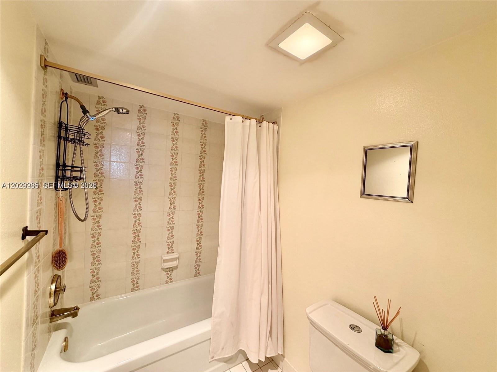 Photo of 2101 Ocean Dr  #306, Hollywood, Florida, 33019 - 