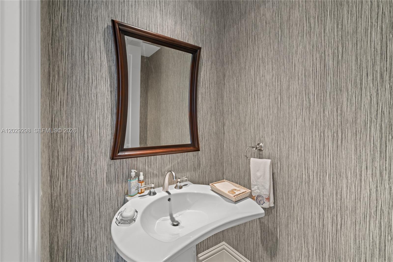 Photo of 10295 Collins Ave #1606, Bal Harbour, Florida, 33154 - Guest bathroom