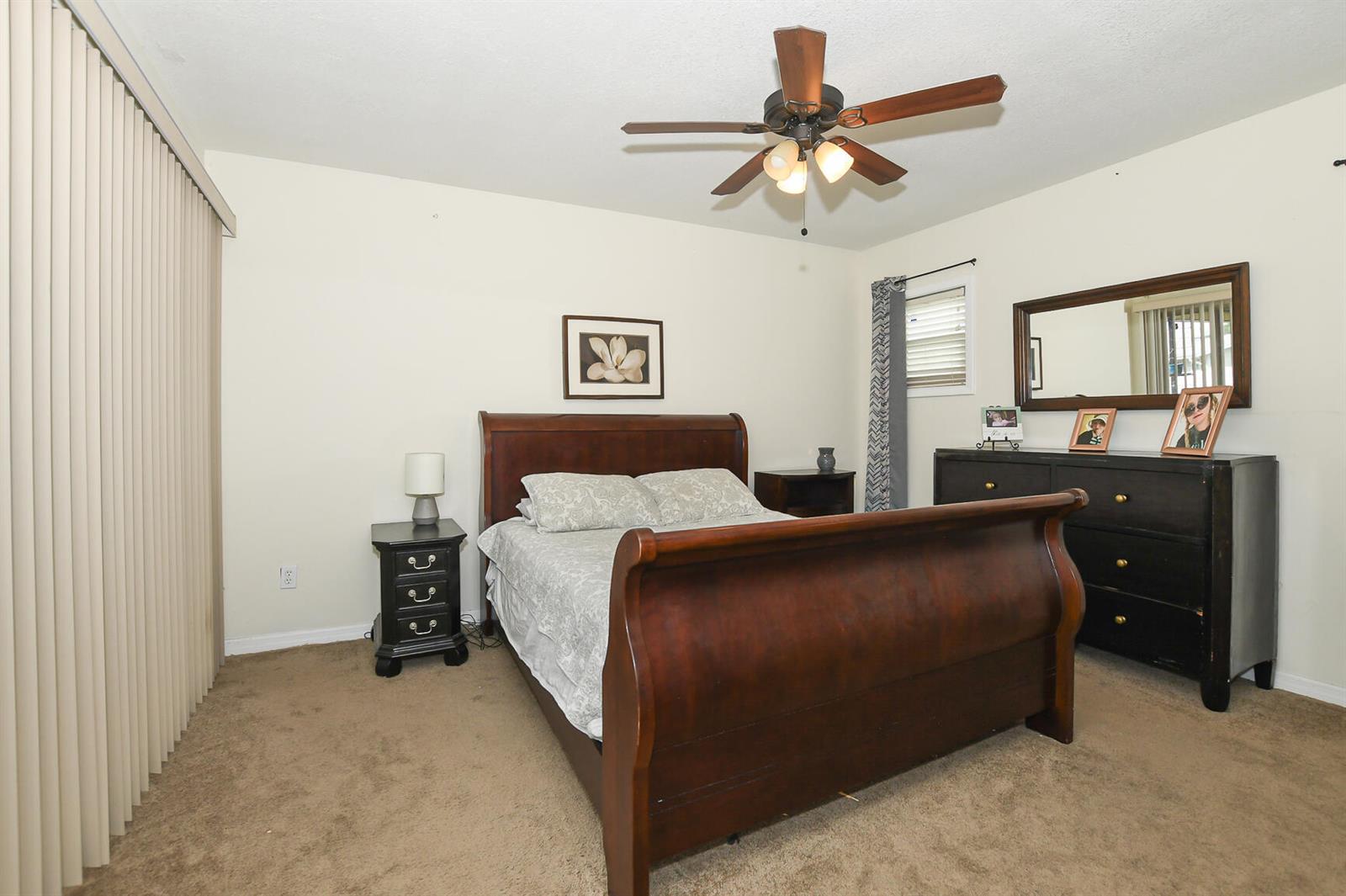 610 2 / 2 954 sq. ft. $ 2026-06-20 0 foto