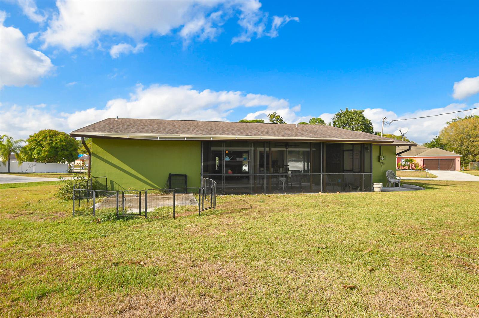 610 2 / 2 954 sq. ft. $ 2026-06-20 0 foto
