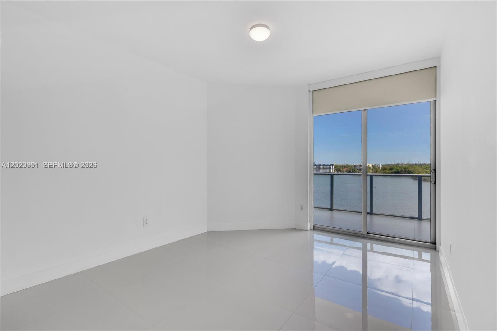 Photo of 17111 BISCAYNE BL #506, North Miami Beach, Florida, 33160 -