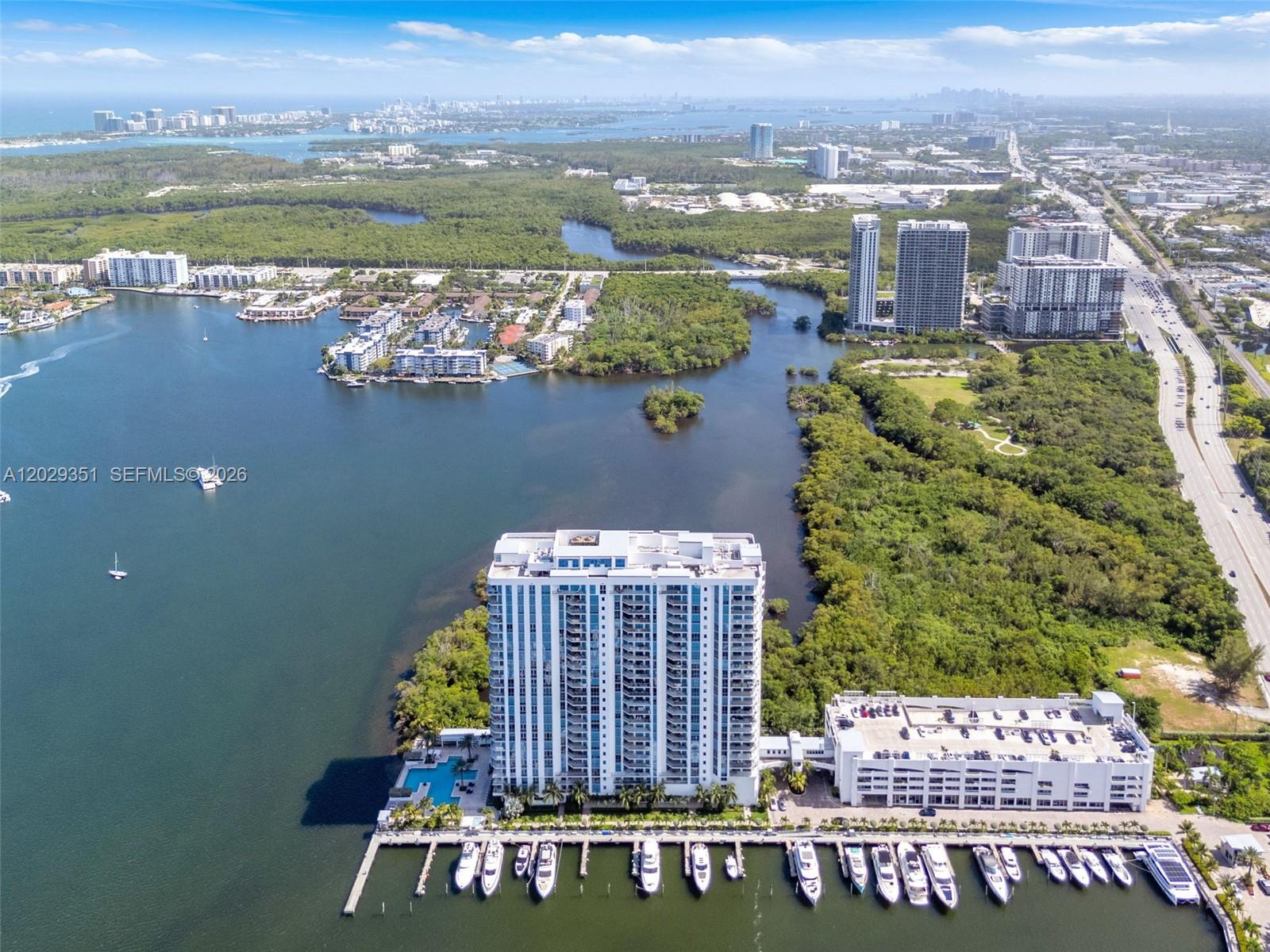 Photo of 17111 BISCAYNE BL #506, North Miami Beach, Florida, 33160 -