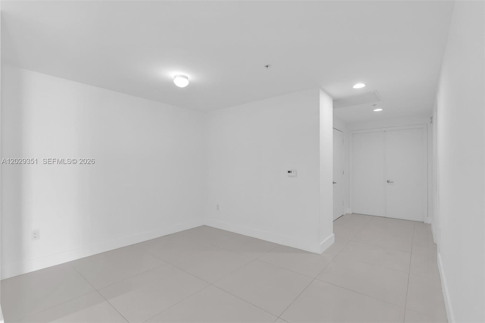 Photo of 17111 BISCAYNE BL #506, North Miami Beach, Florida, 33160 -