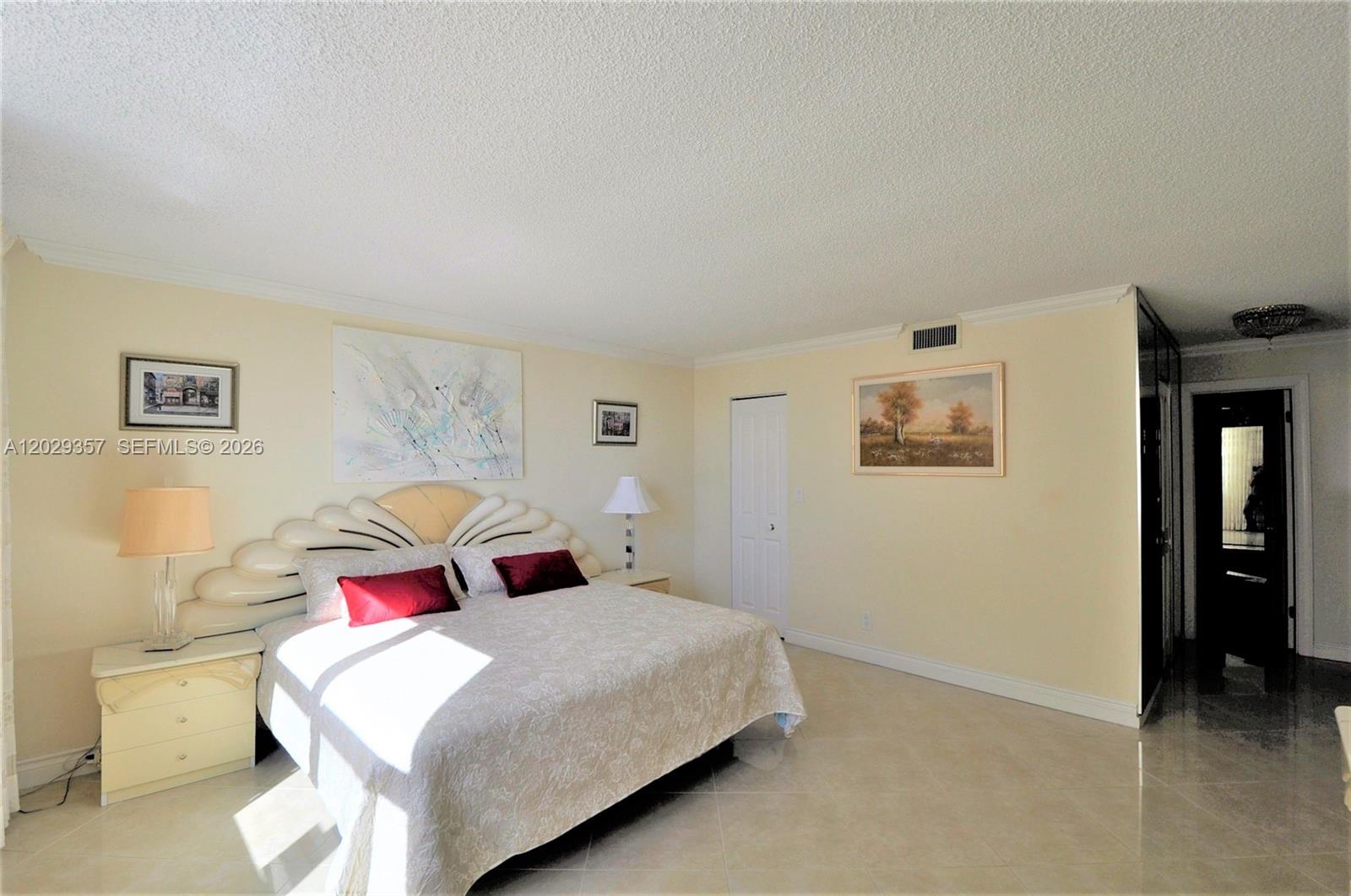 Photo of 1865 Ocean Dr  #20H, Hallandale Beach, Florida, 33009 - 