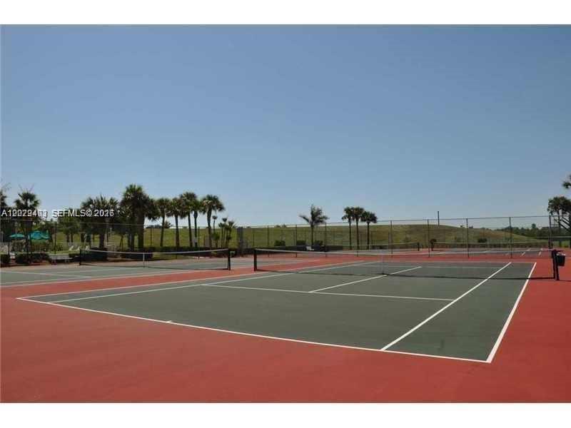 Photo of 960 Corkwood St  (960), Hollywood, Florida, 33019 - 