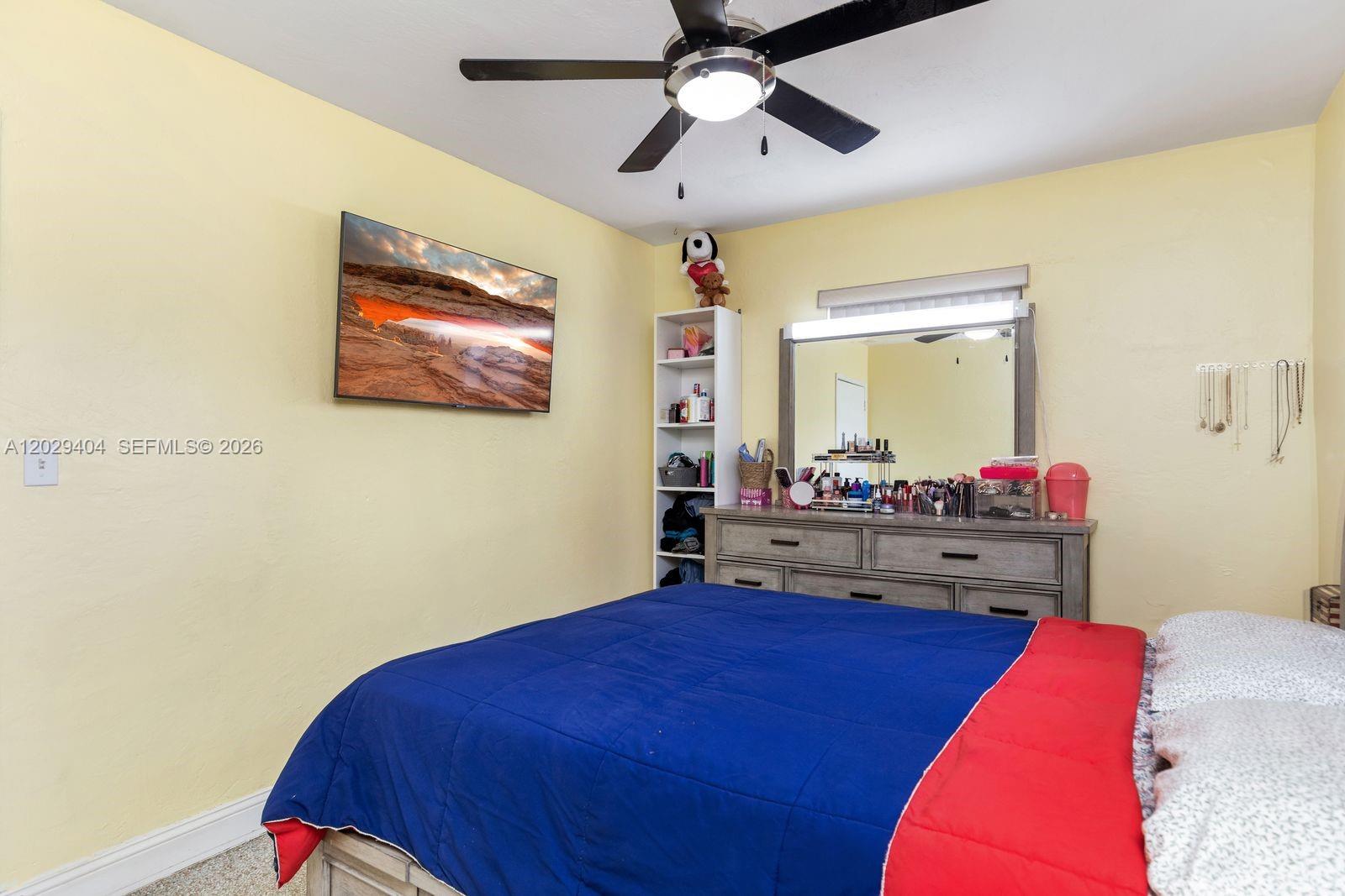 Ver detalles 6200 3 / 2 1248 sq. ft. $ 2026-09-10 0 foto