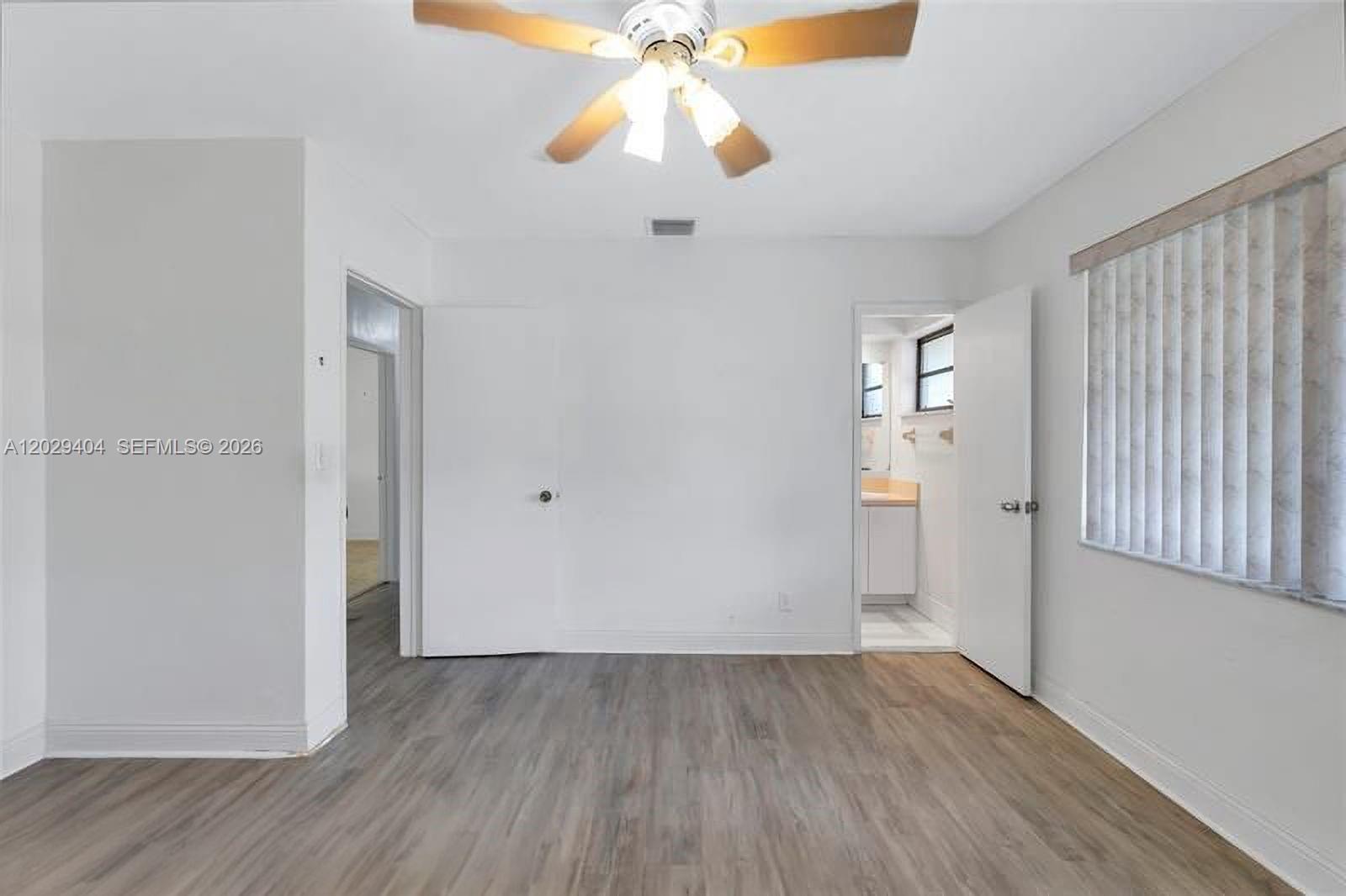 Ver detalles 6200 3 / 2 1248 sq. ft. $ 2026-09-10 0 foto