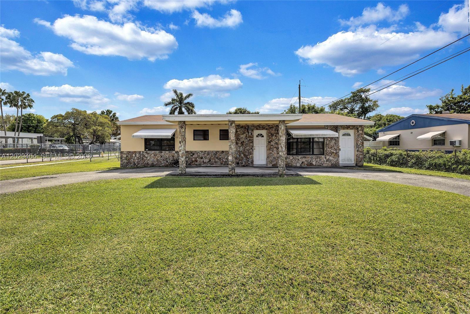 Ver detalles 6200 3 / 2 1248 sq. ft. $ 2026-09-10 0 foto