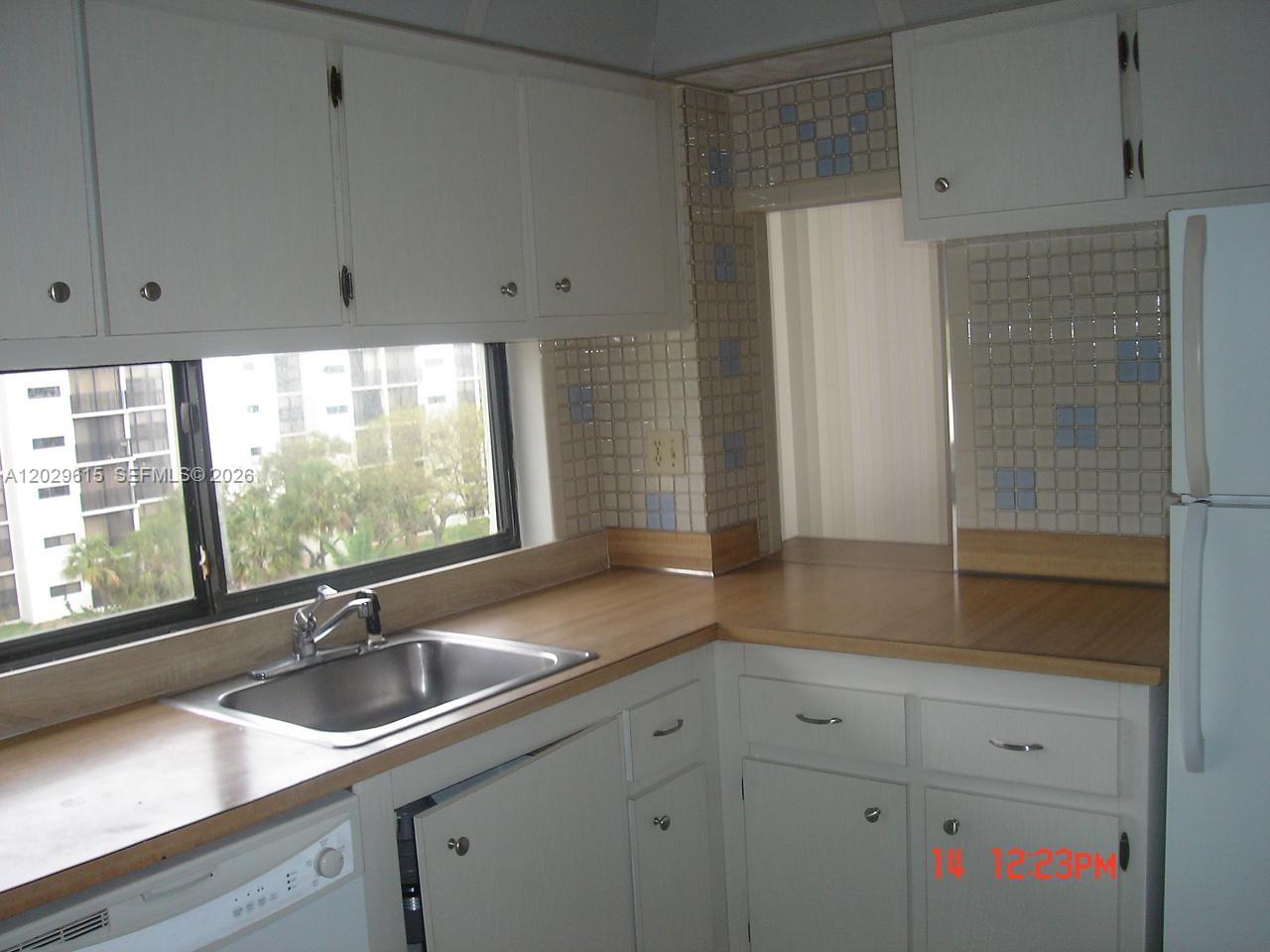Photo of 16919 Bay Rd  #504, Sunny Isles Beach, Florida, 33160 - 