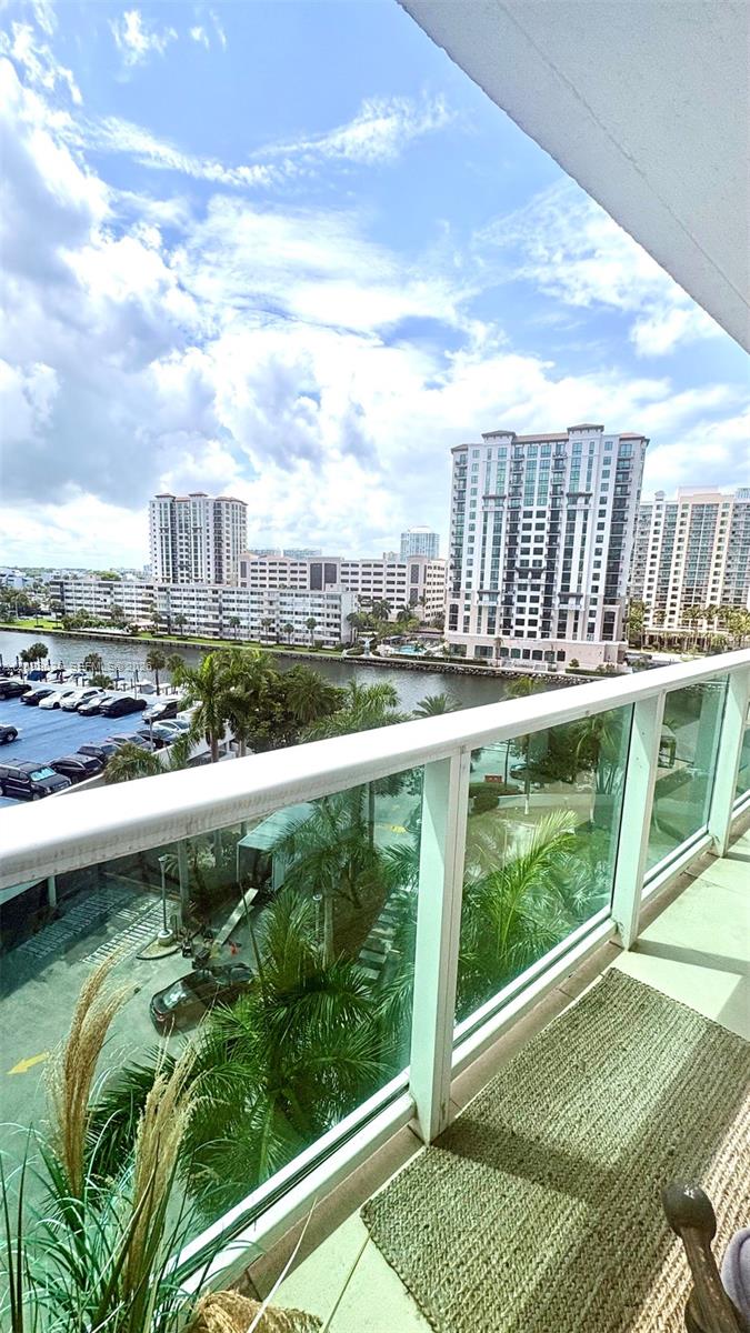 703 2 / 2 1331 sq. ft. $ 2026-06-02 0 Photo
