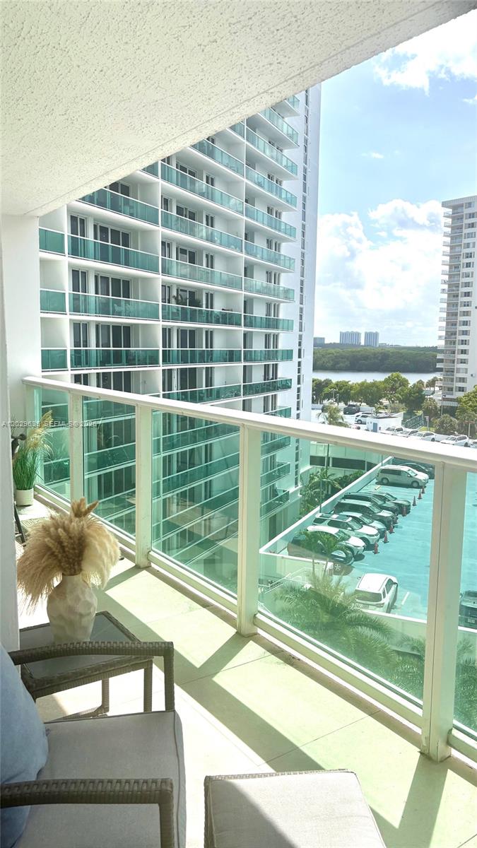 703 2 / 2 1331 sq. ft. $ 2026-06-02 0 Photo
