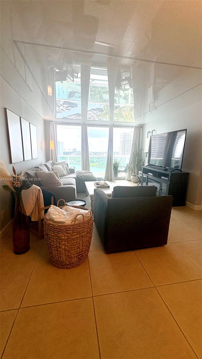 703 2 / 2 1331 sq. ft. $ 2026-06-02 0 Photo