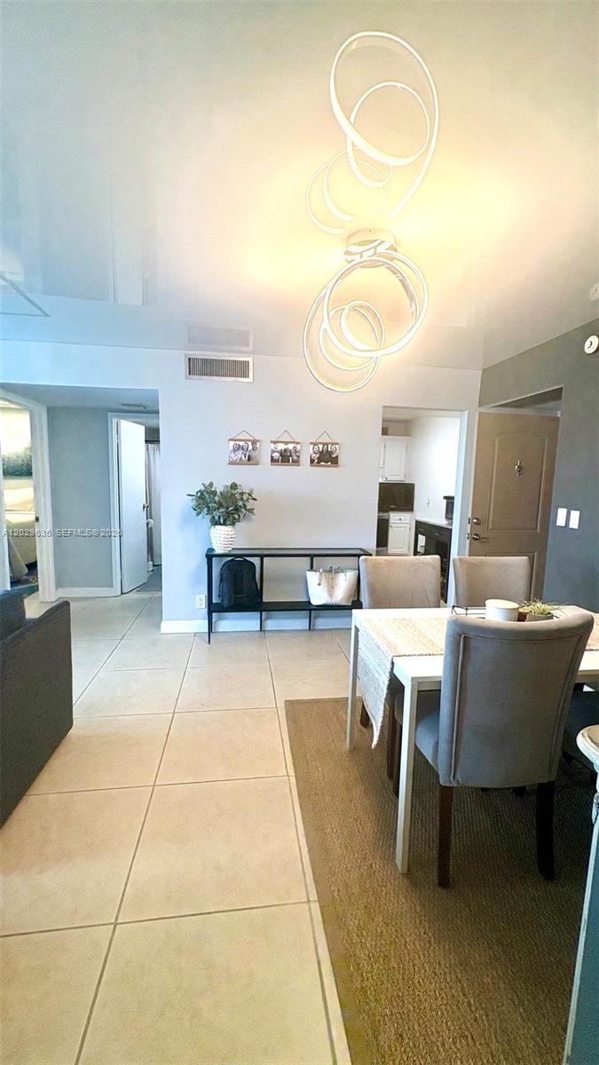 703 2 / 2 1331 sq. ft. $ 2026-06-02 0 Photo