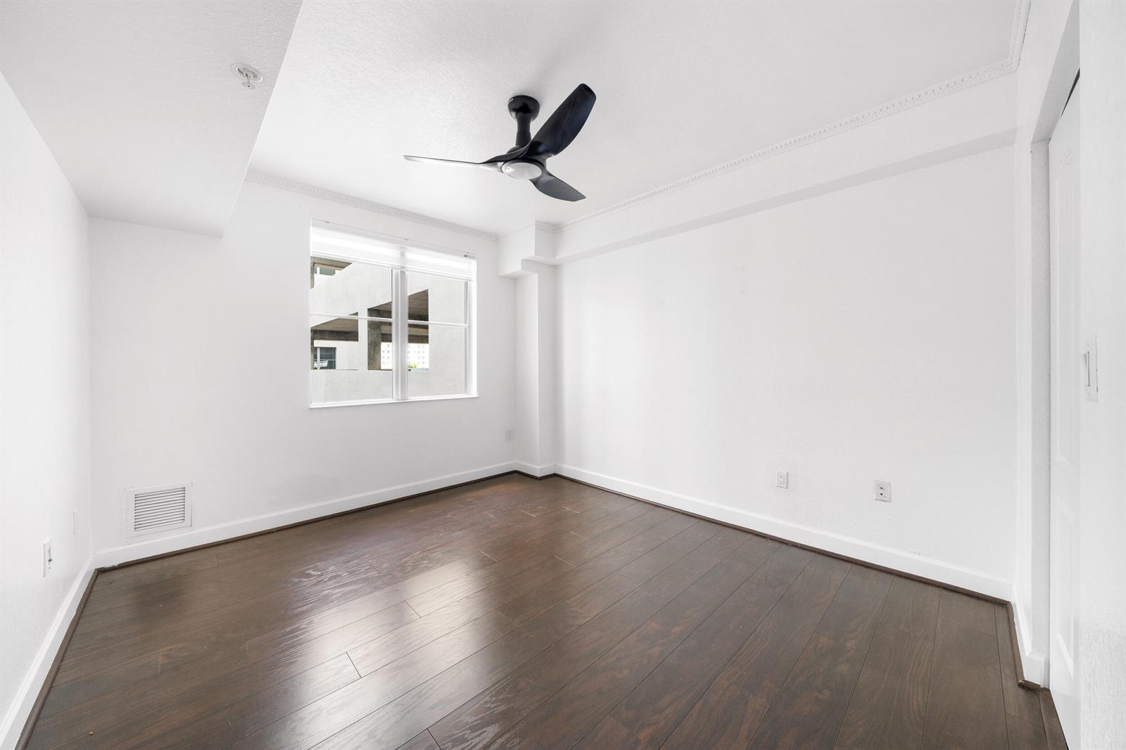 Photo of 1830 Radius  #405, Hollywood, Florida, 33020 - 113