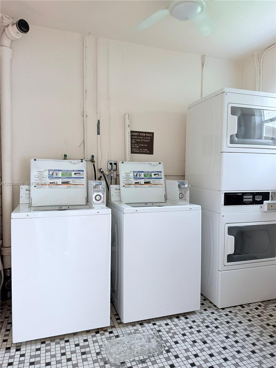111 2 / 2 961 sq. ft. $ 2026-06-02 0 foto