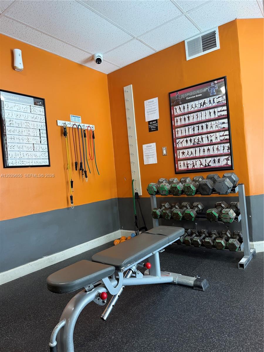 111 2 / 2 961 sq. ft. $ 2026-06-02 0 foto