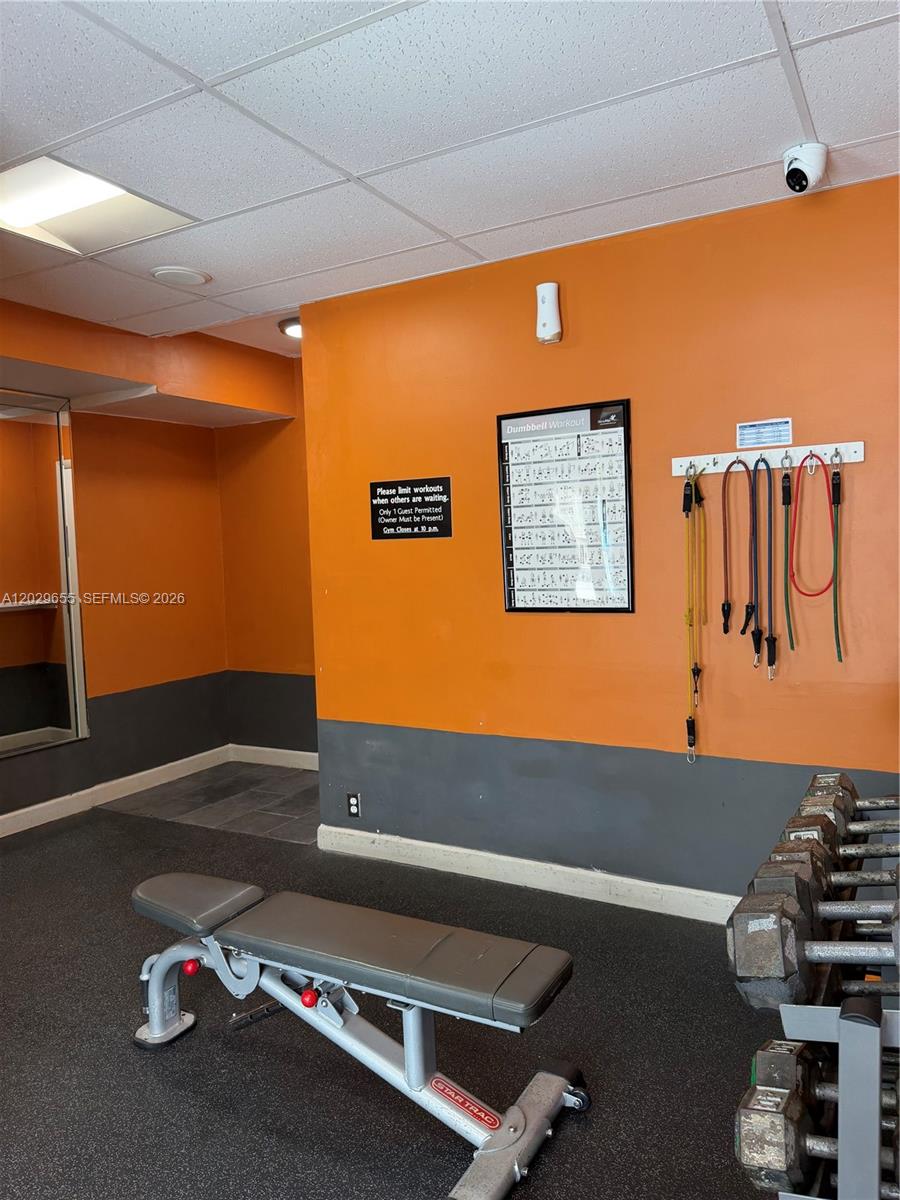 111 2 / 2 961 sq. ft. $ 2026-06-02 0 foto
