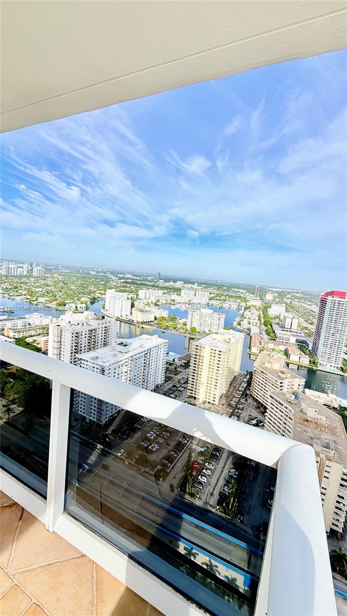 See details 3708 2 / 2 1458 sq. ft. $ 2026-06-02 0 Photo