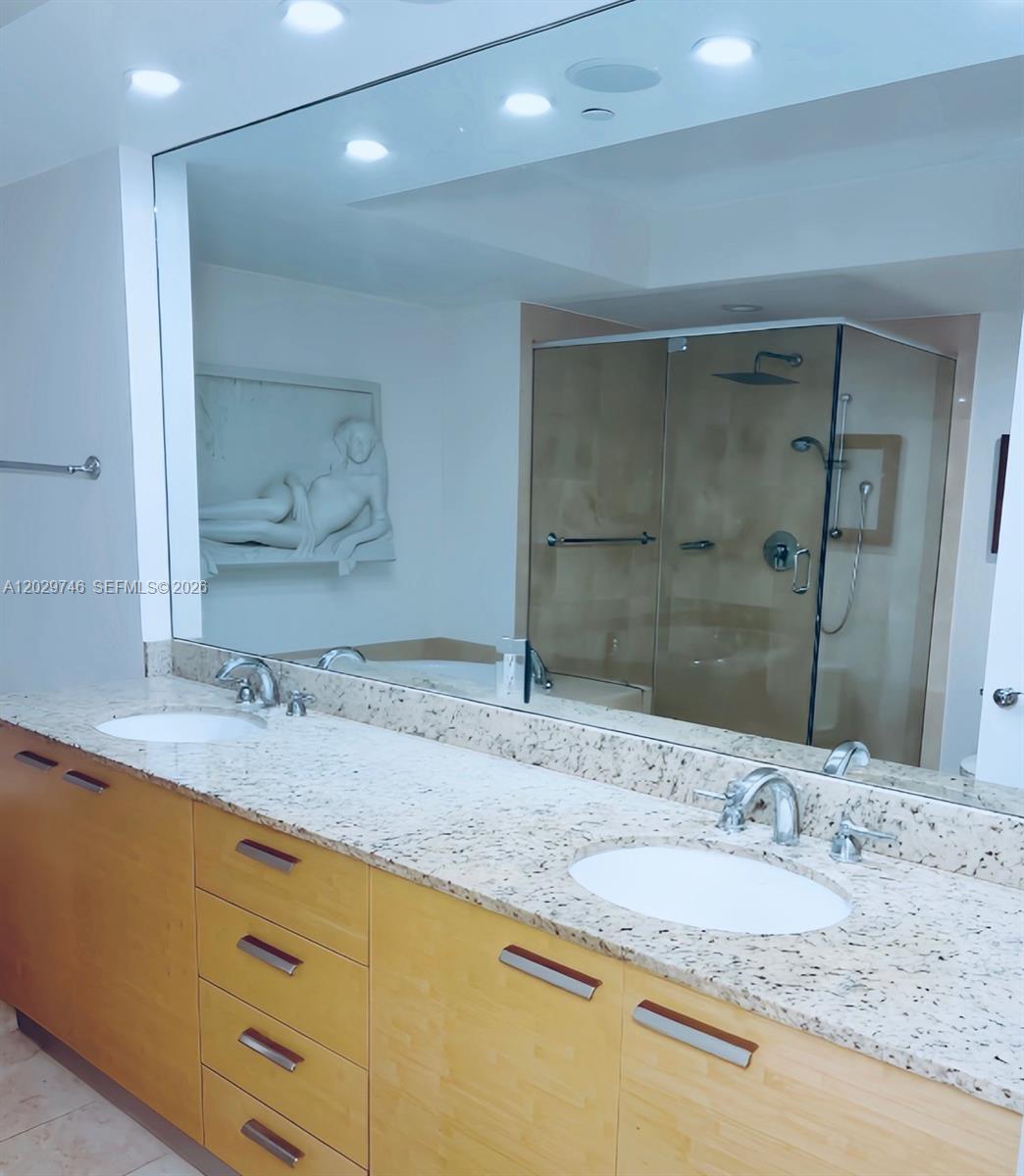 See details 3708 2 / 2 1458 sq. ft. $ 2026-06-02 0 Photo