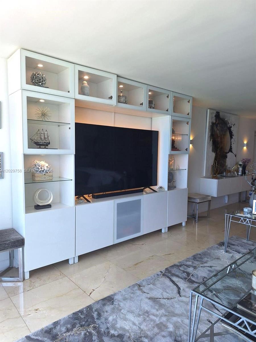 Photo of 2201 Ocean Dr #2001, Hollywood, Florida, 33019 -