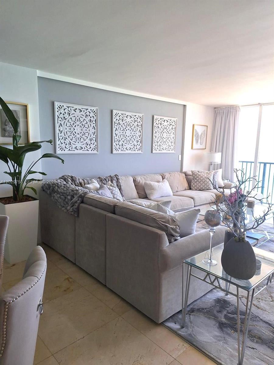 Photo of 2201 Ocean Dr #2001, Hollywood, Florida, 33019 -
