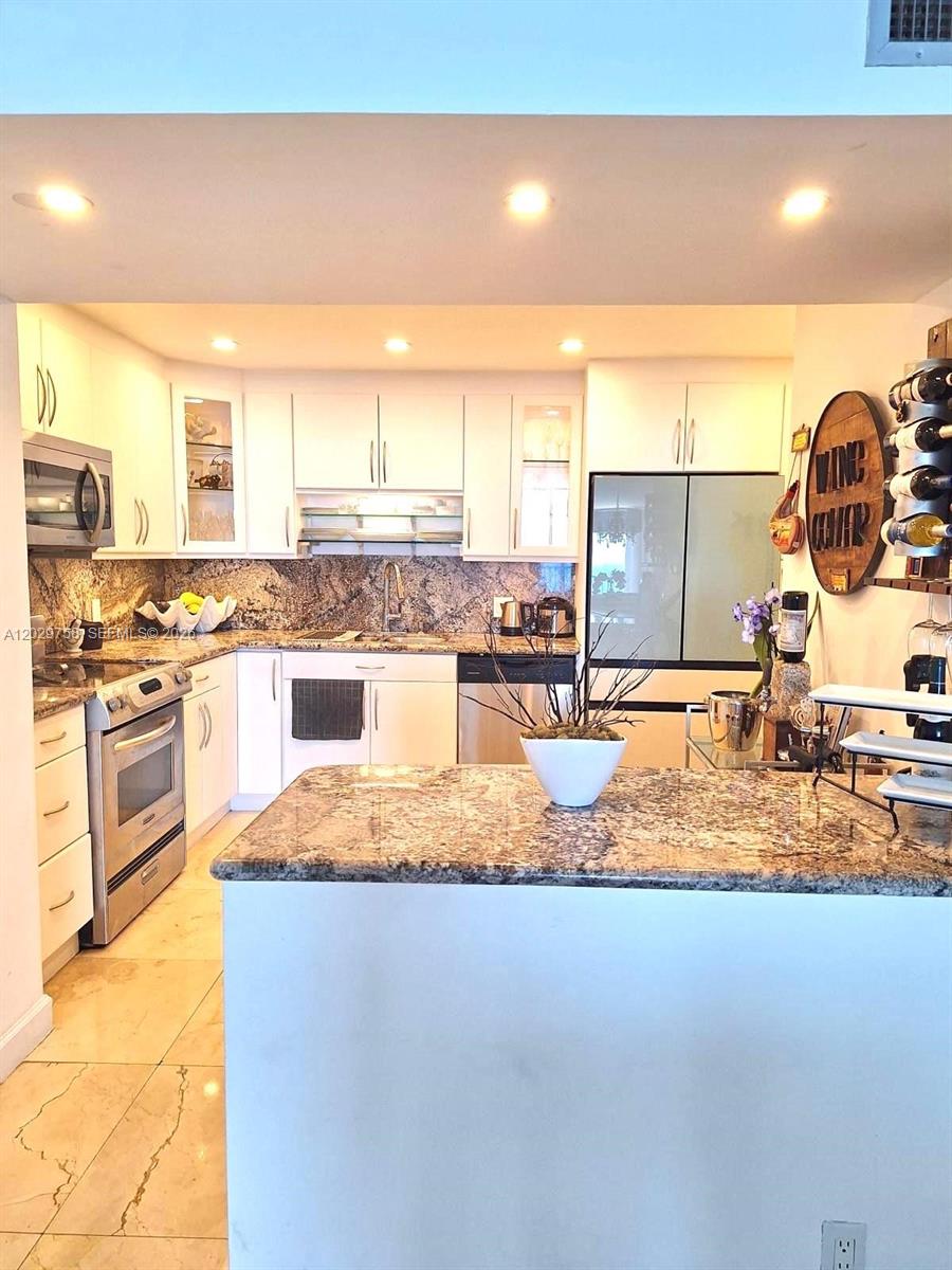 Photo of 2201 Ocean Dr #2001, Hollywood, Florida, 33019 -
