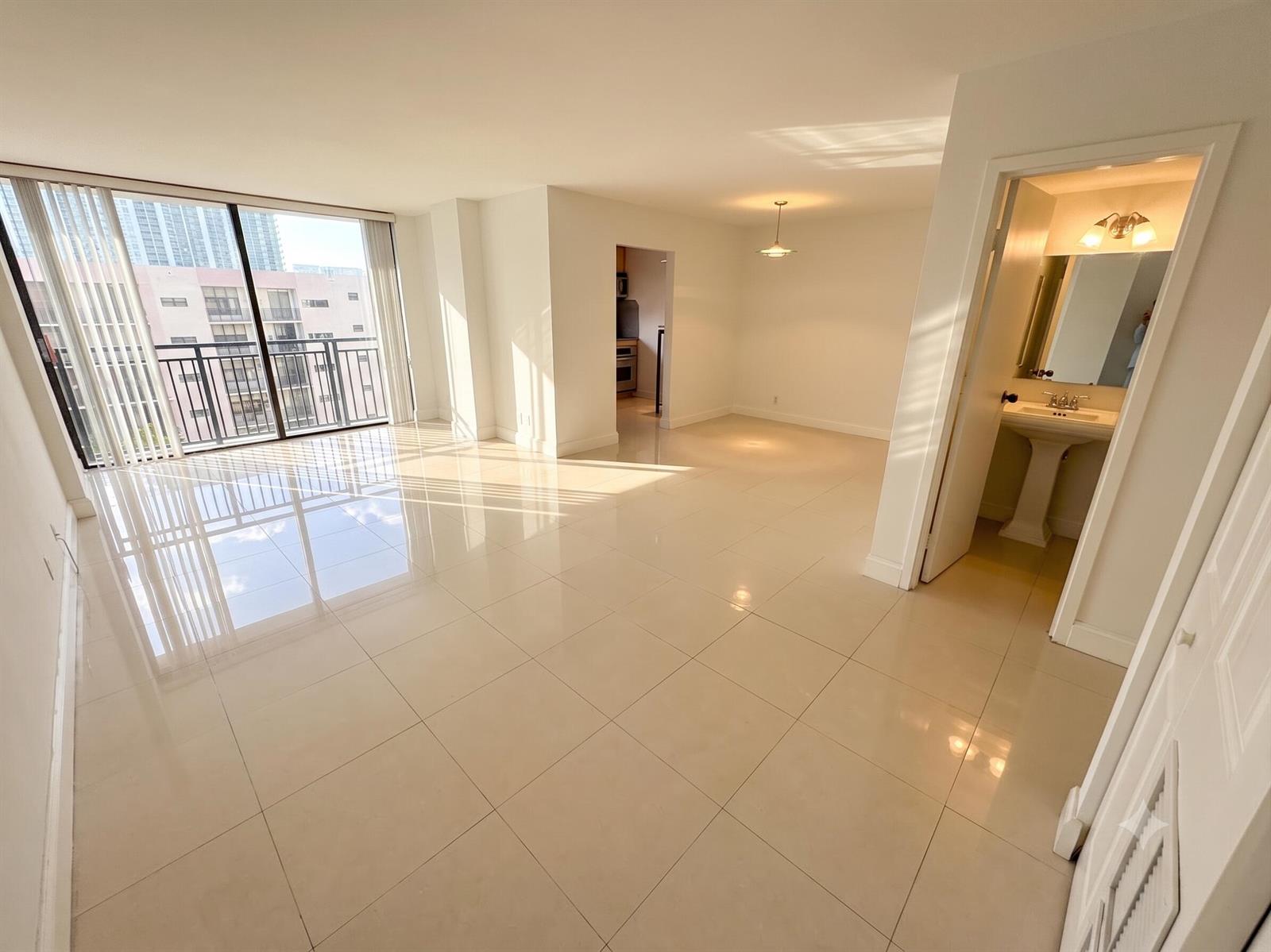 Photo of 17021 Bay #Apt 921, Sunny Isles Beach, Florida, 33160 - Gemini_Generated_Image_kqxsl4kqxsl4kqxs