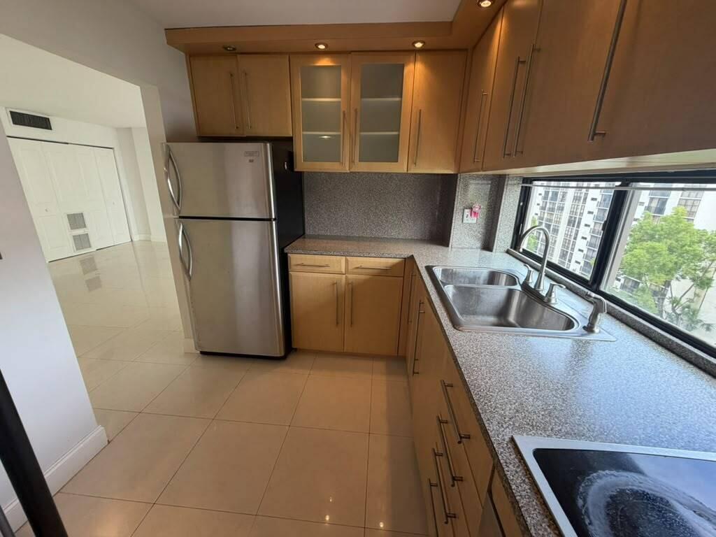 Photo of 17021 Bay #Apt 921, Sunny Isles Beach, Florida, 33160 - WhatsApp Image 2026-06-01 at 3.34.38 PM