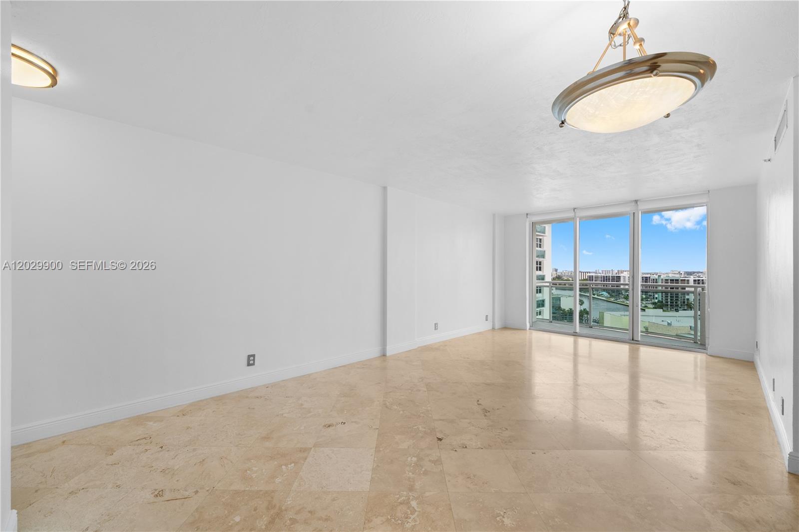 Photo of 3001 Ocean Dr  #1439, Hollywood, Florida, 33019 - 