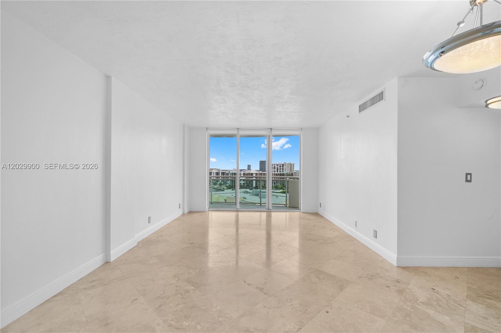 Photo of 3001 Ocean Dr  #1439, Hollywood, Florida, 33019 - 