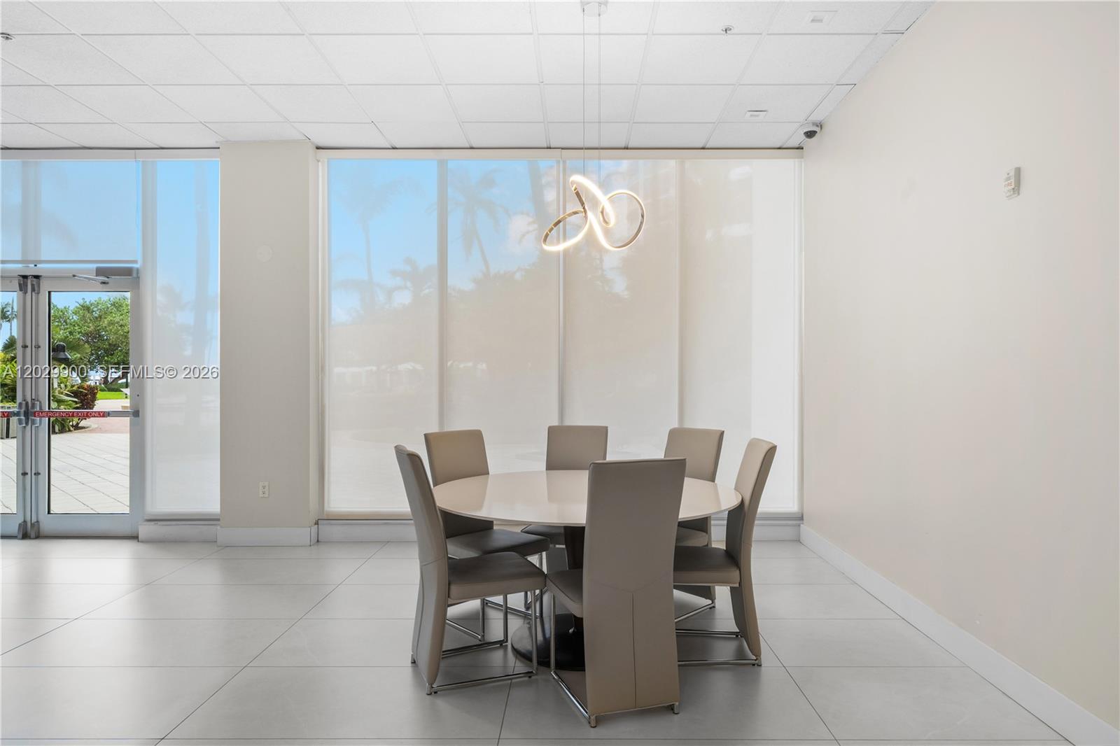 Photo of 3001 Ocean Dr  #1439, Hollywood, Florida, 33019 - 