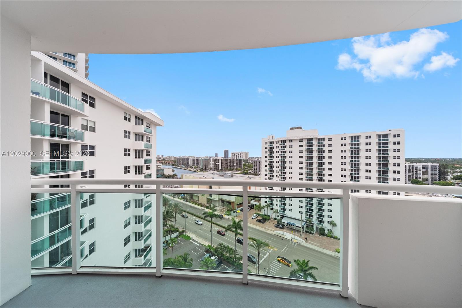 Photo of 3001 Ocean Dr  #1439, Hollywood, Florida, 33019 - 