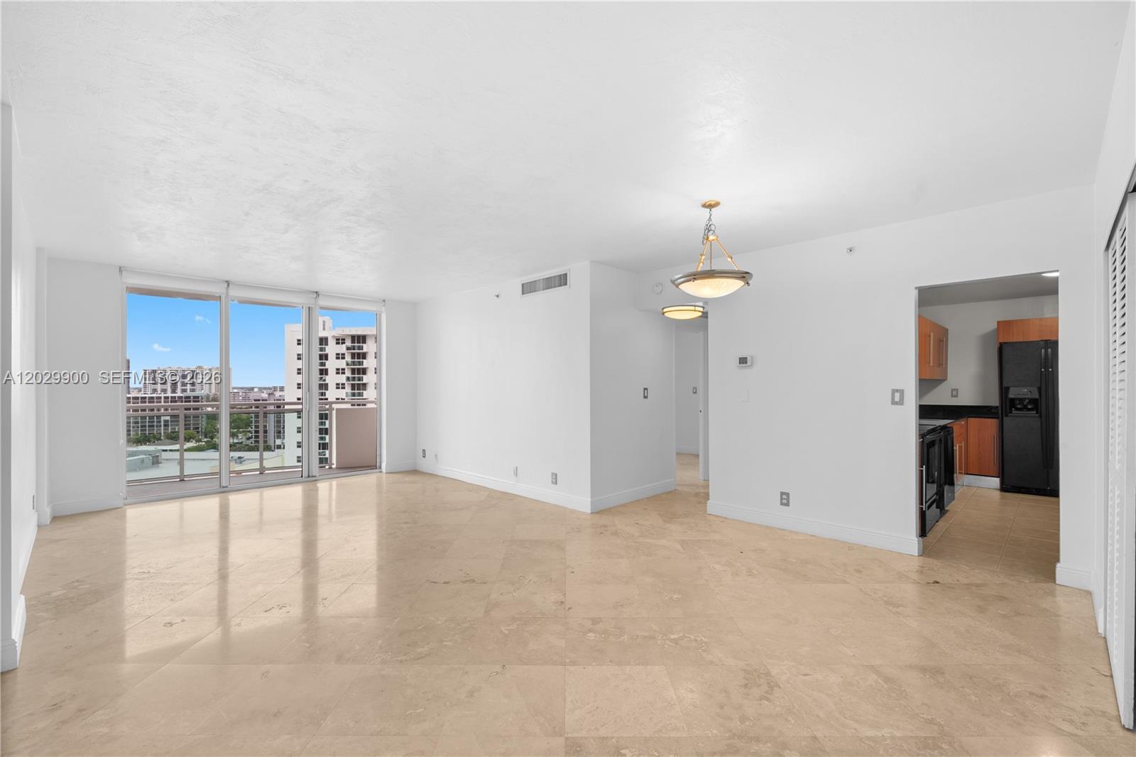 Photo of 3001 Ocean Dr  #1439, Hollywood, Florida, 33019 - 