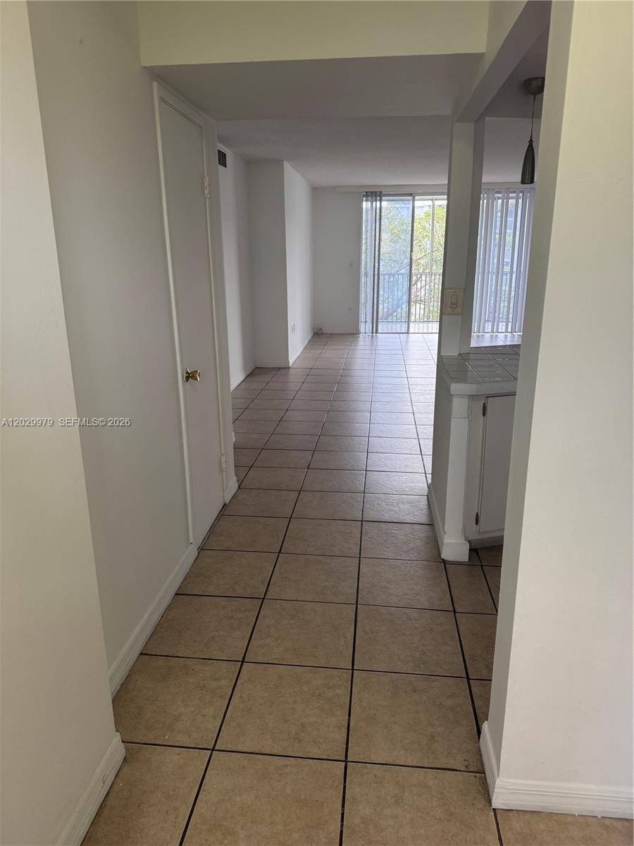 411-3 2 / 2 1315 sq. ft. $ 2026-06-03 0 Photo