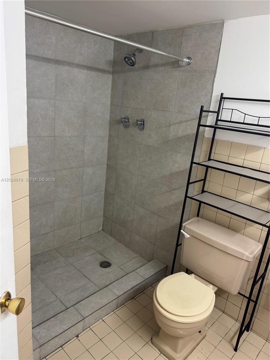 411-3 2 / 2 1315 sq. ft. $ 2026-06-03 0 Photo