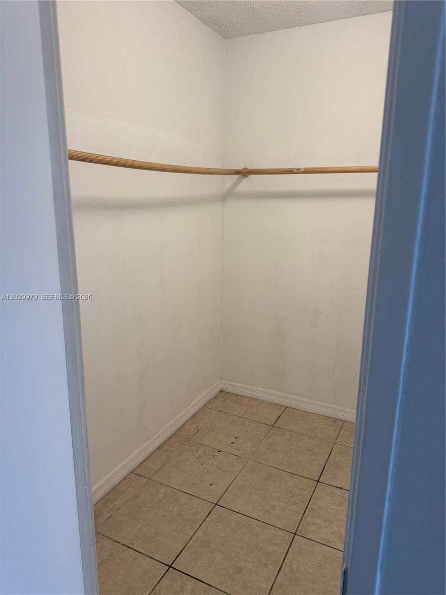 411-3 2 / 2 1315 sq. ft. $ 2026-06-03 0 Photo