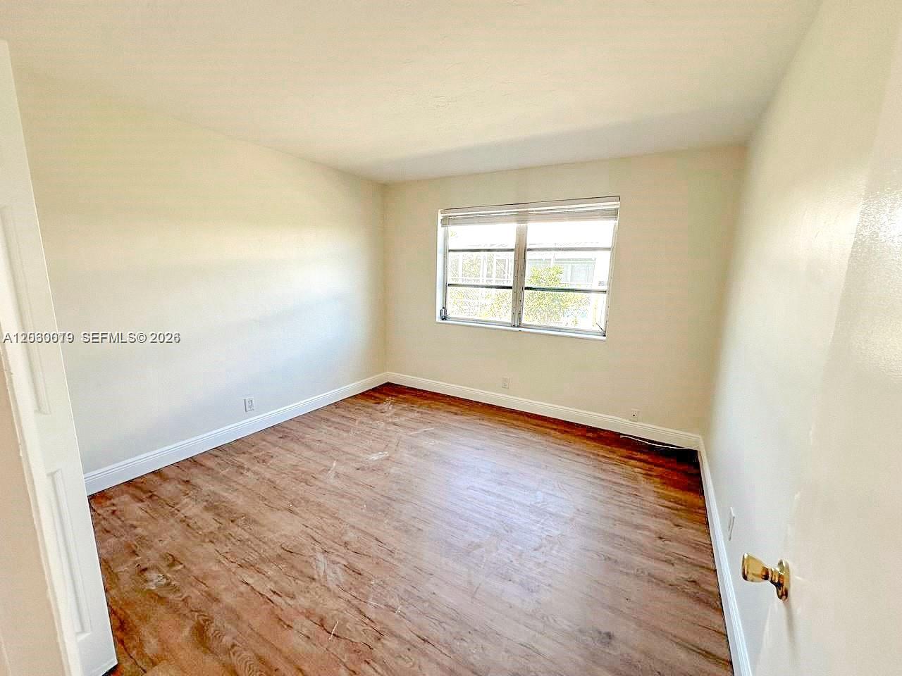 110 3 / 2 960 sq. ft. $ 2026-06-03 0 Photo