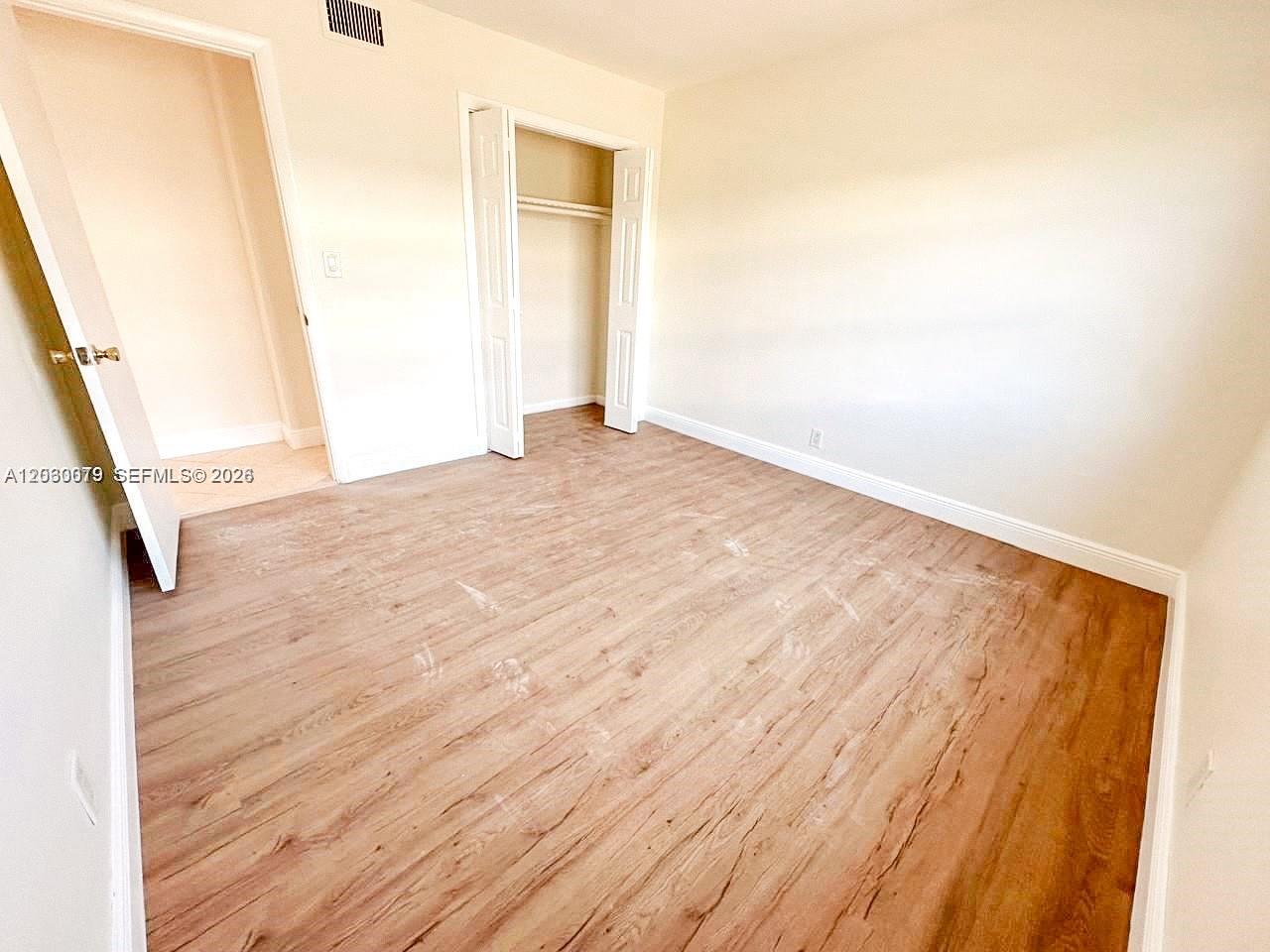 110 3 / 2 960 sq. ft. $ 2026-06-03 0 Photo