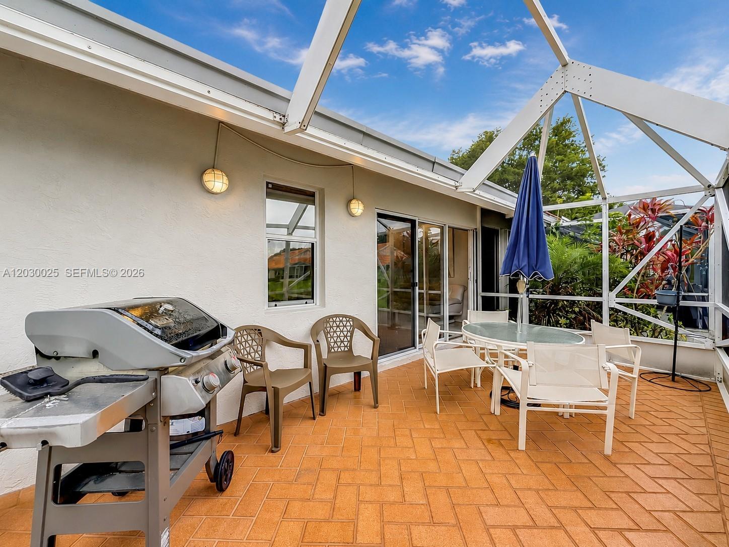 5591 3 / 2 1658 sq. ft. $ 2026-08-12 0 foto